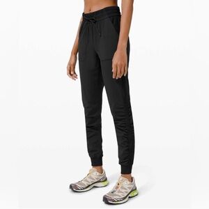 Lululemon Beyond the Studio jogger black size 10 women’s athleisure